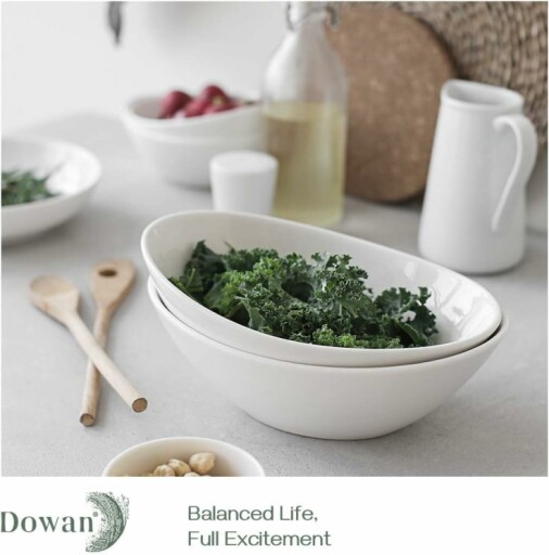 White bowl with a 35 oz dry capacity and 28 oz liquid capacity, with dimensions shown.